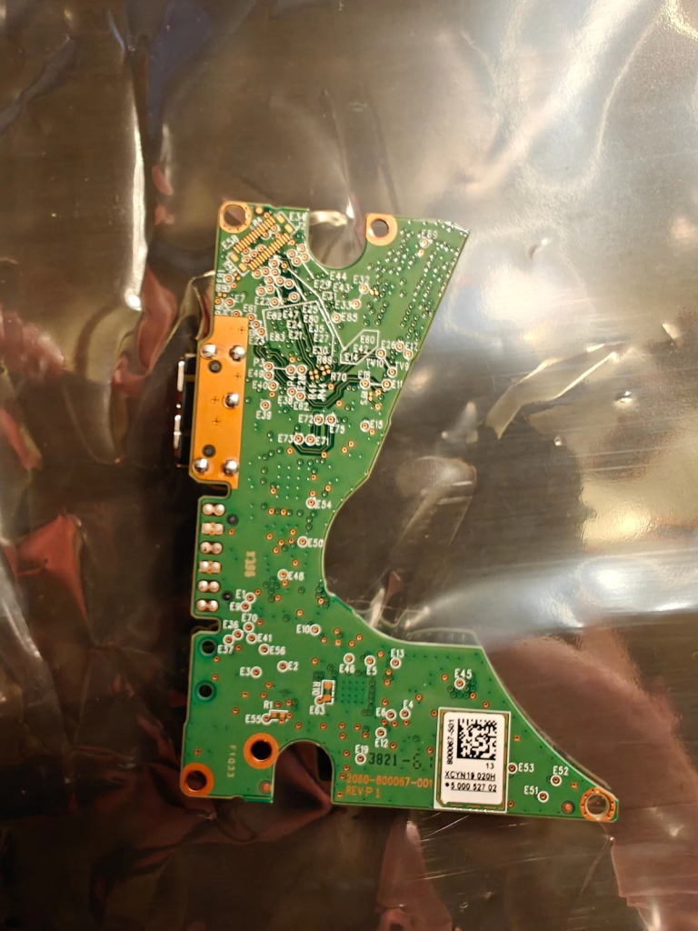 WD 2060-800067-001 REV P1 PCB BOARD ONLY TESTED WESTERN DIGITAL